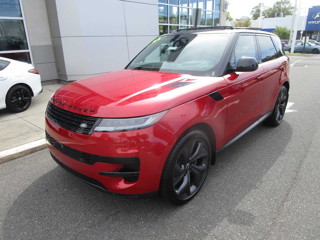 Used 2024 Land Rover Range Rover Sport SE P360