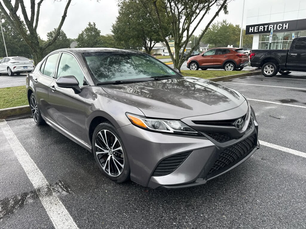 Used 2019 Toyota Camry LE