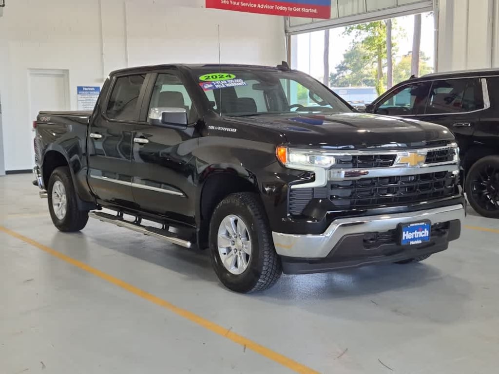 Used 2024 Chevrolet Silverado 1500 LT Truck