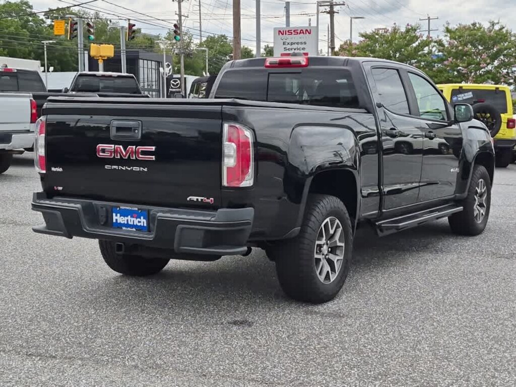 Used 2022 GMC Canyon AT4 w/Cloth Truck Crew Cab