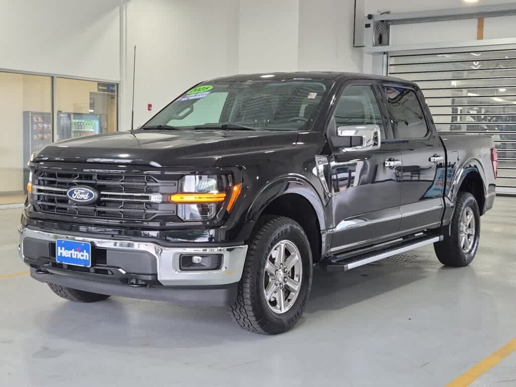 Used 2025 Ford F-150 XLT Truck SuperCrew Cab