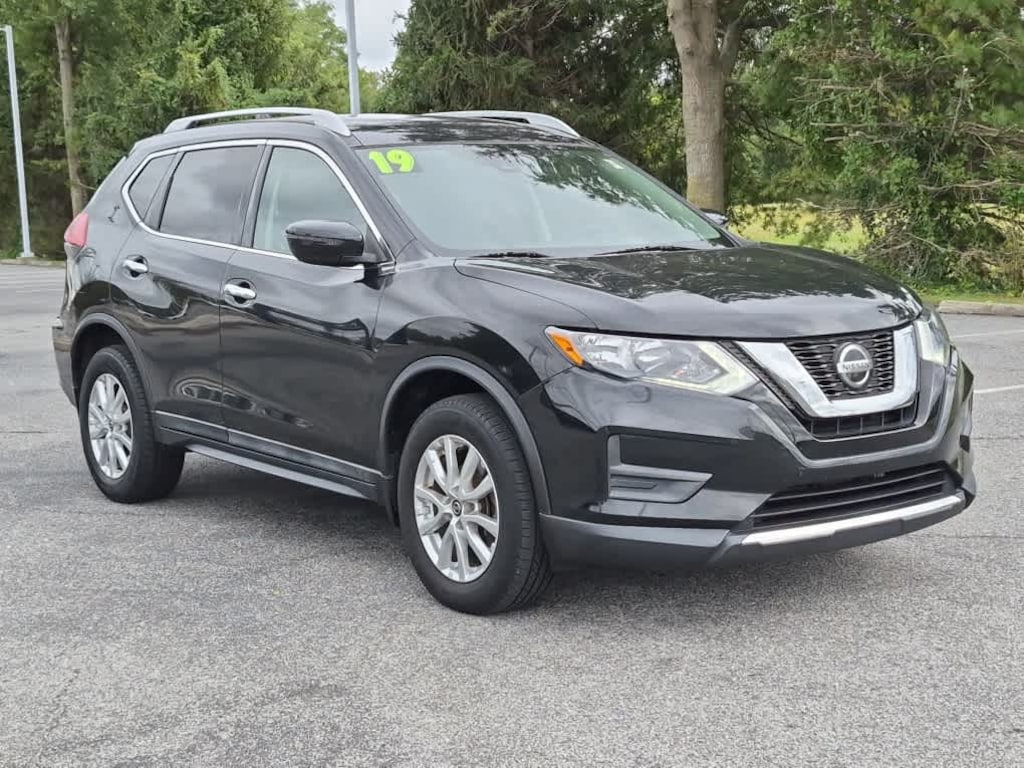 Used 2019 Nissan Rogue S SUV