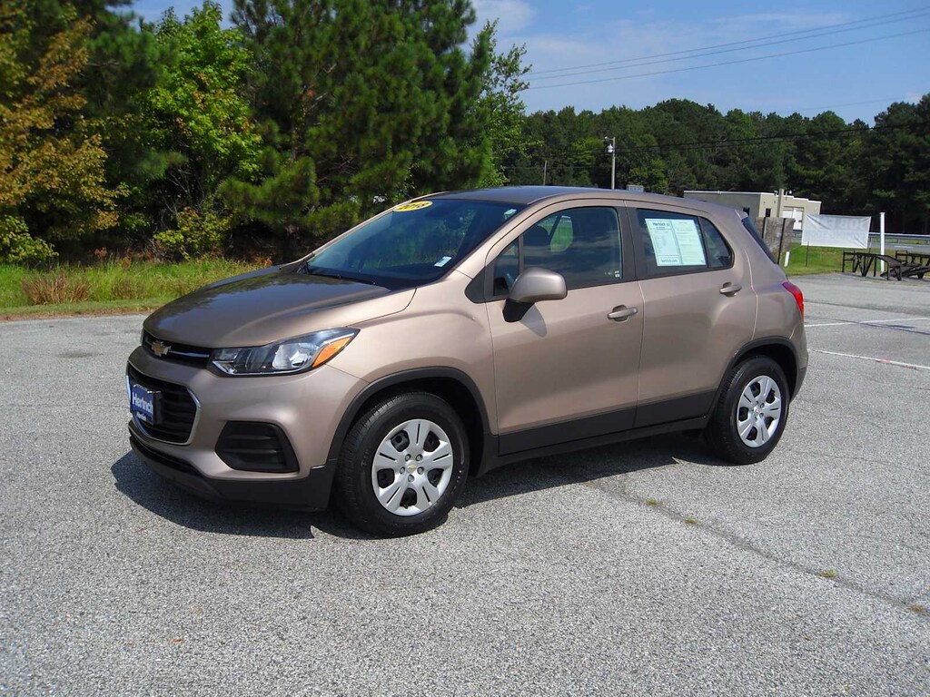 Used 2018 Chevrolet Trax LS SUV