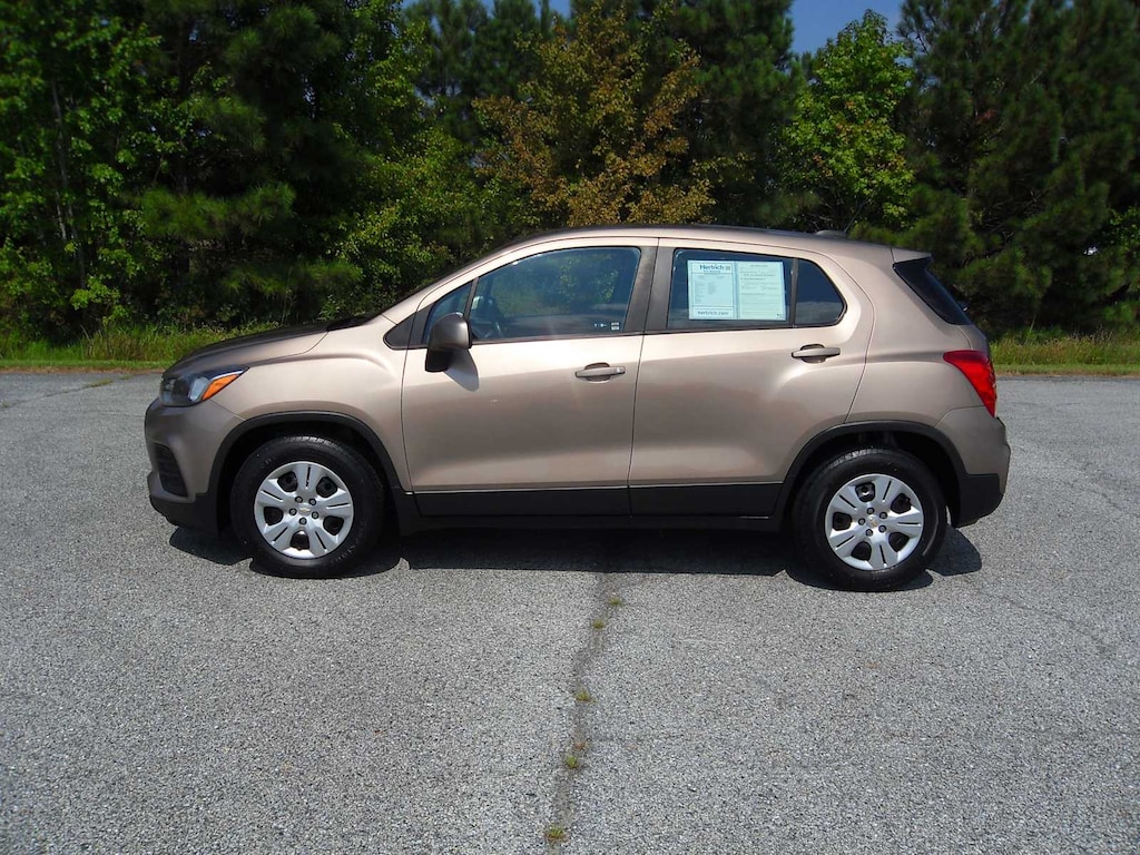 Used 2018 Chevrolet Trax LS SUV