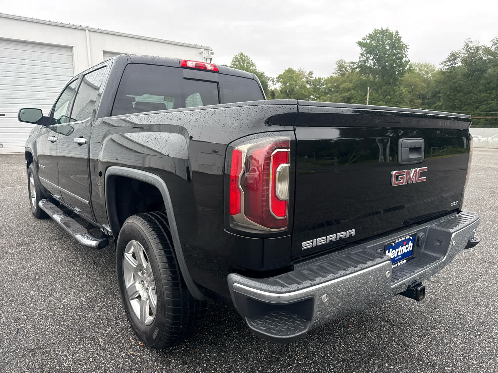 Used 2018 GMC Sierra 1500 SLT 4WD Crew Cab 143.5 Truck Crew Cab