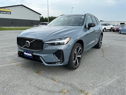 2024 Volvo XC60 Ultimate Dark Theme SUV