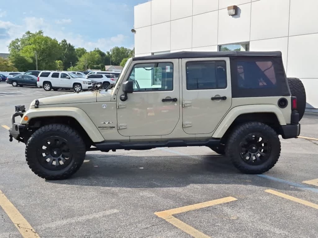 Used 2018 Jeep Wrangler JK Unlimited Sahara
