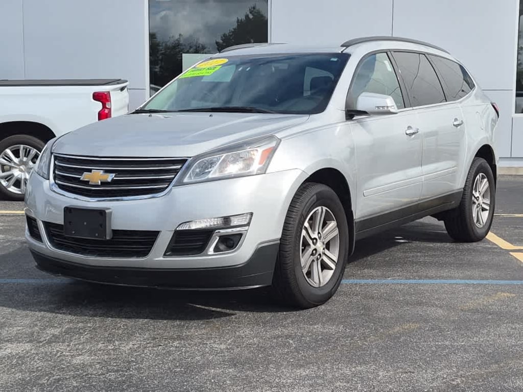 Used 2017 Chevrolet Traverse LT SUV