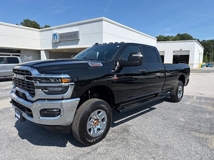 2026 Ram 3500 Tradesman Truck Crew Cab