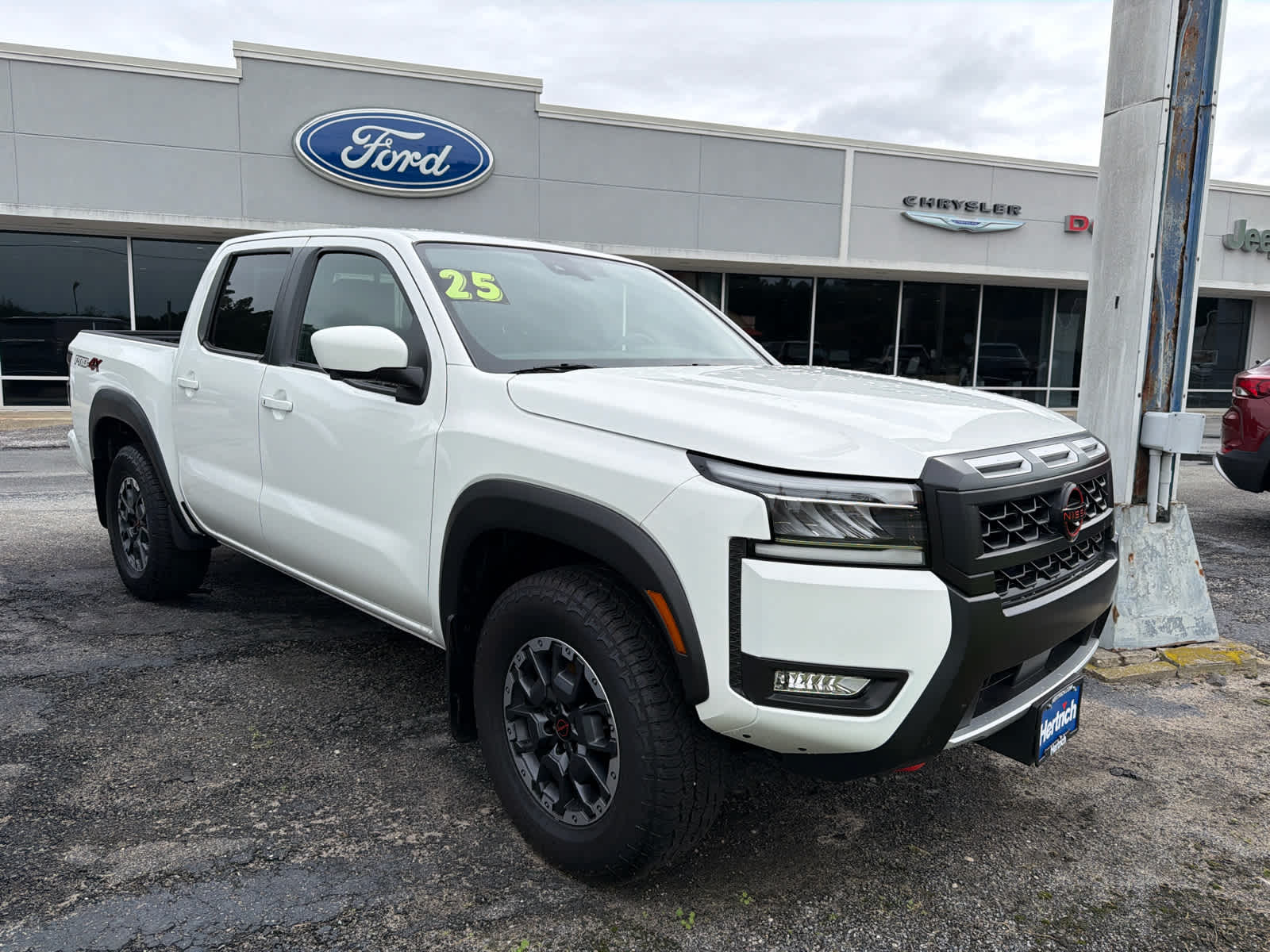 2025 Nissan Frontier