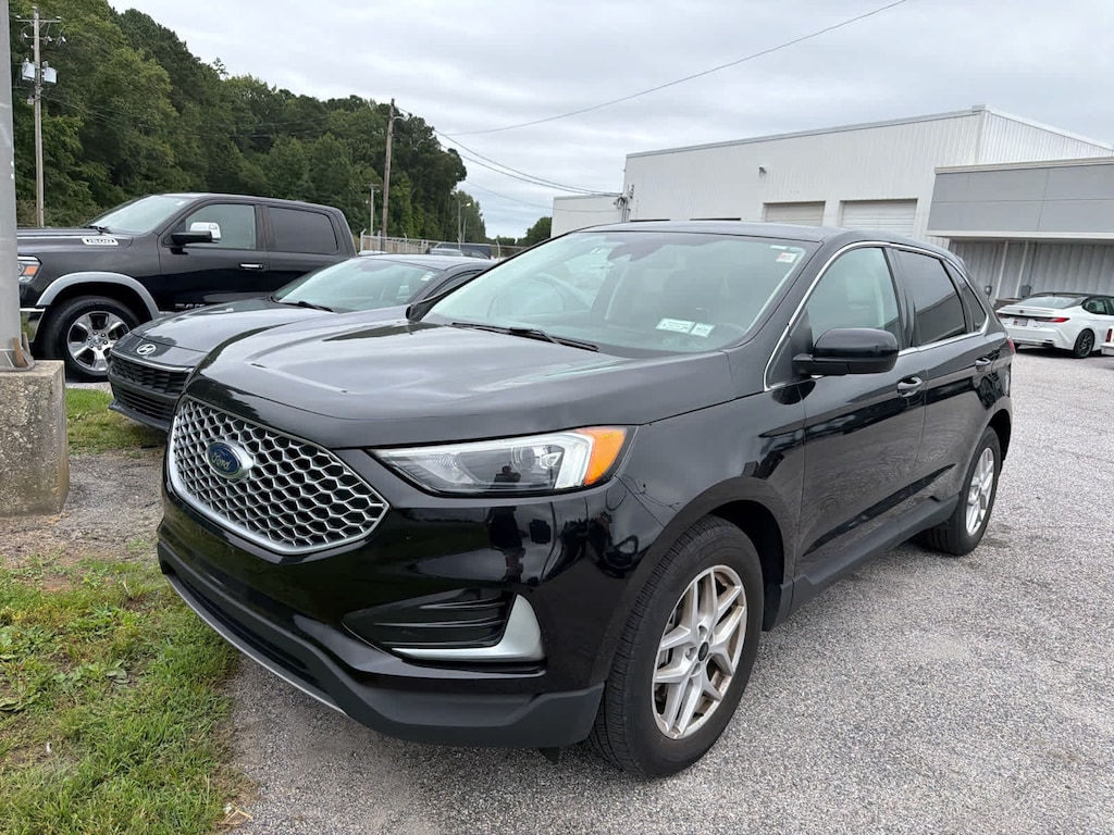 Certified 2024 Ford Edge SUV