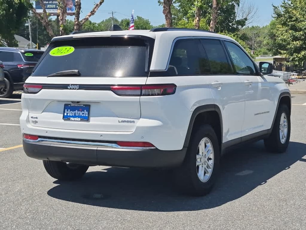 Used 2023 Jeep Grand Cherokee Laredo SUV