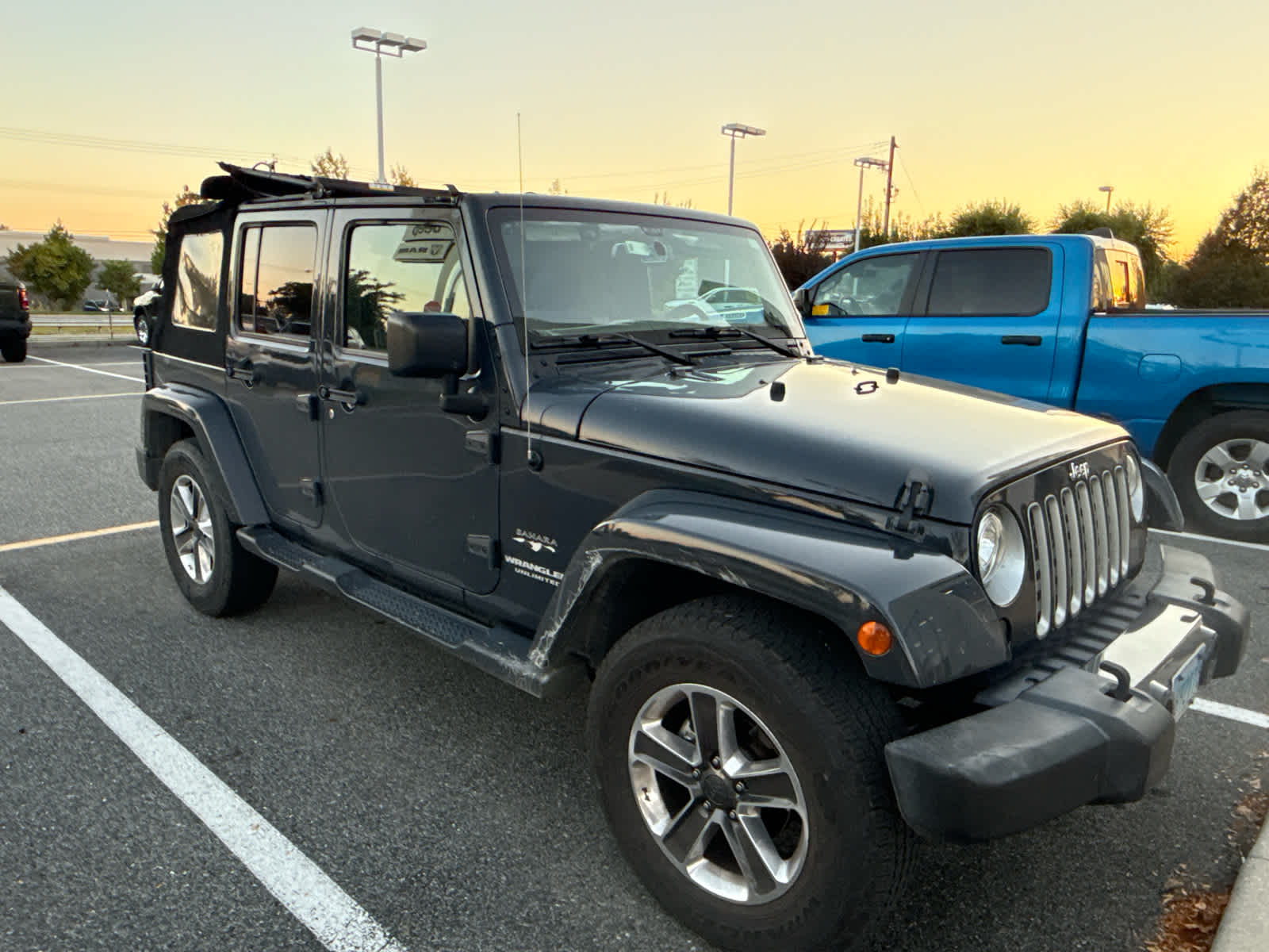 Used 2017 Jeep Wrangler Unlimited Sahara SUV