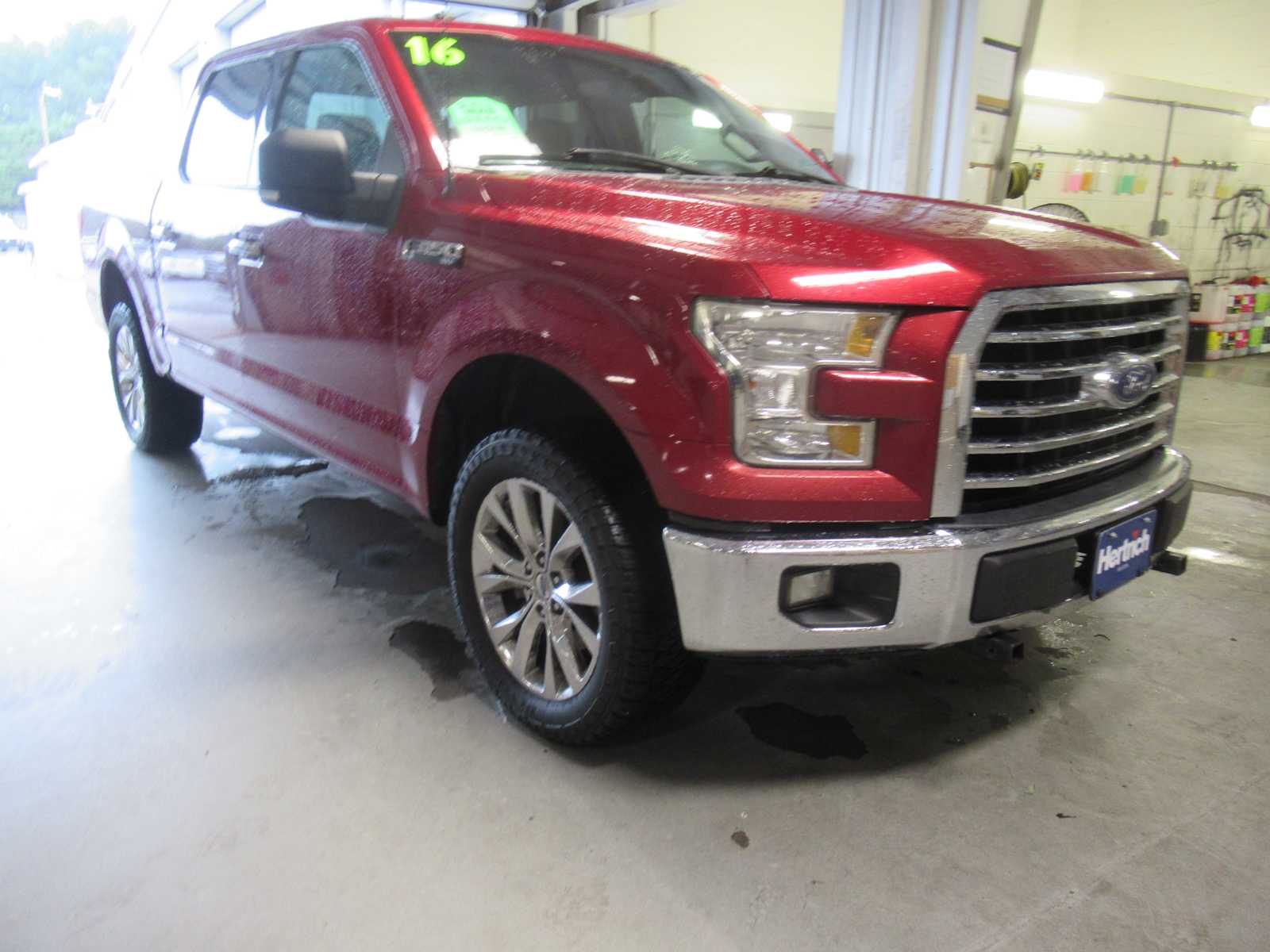 Used 2016 Ford F-150 XLT 4WD Supercrew 145 Truck SuperCrew Cab