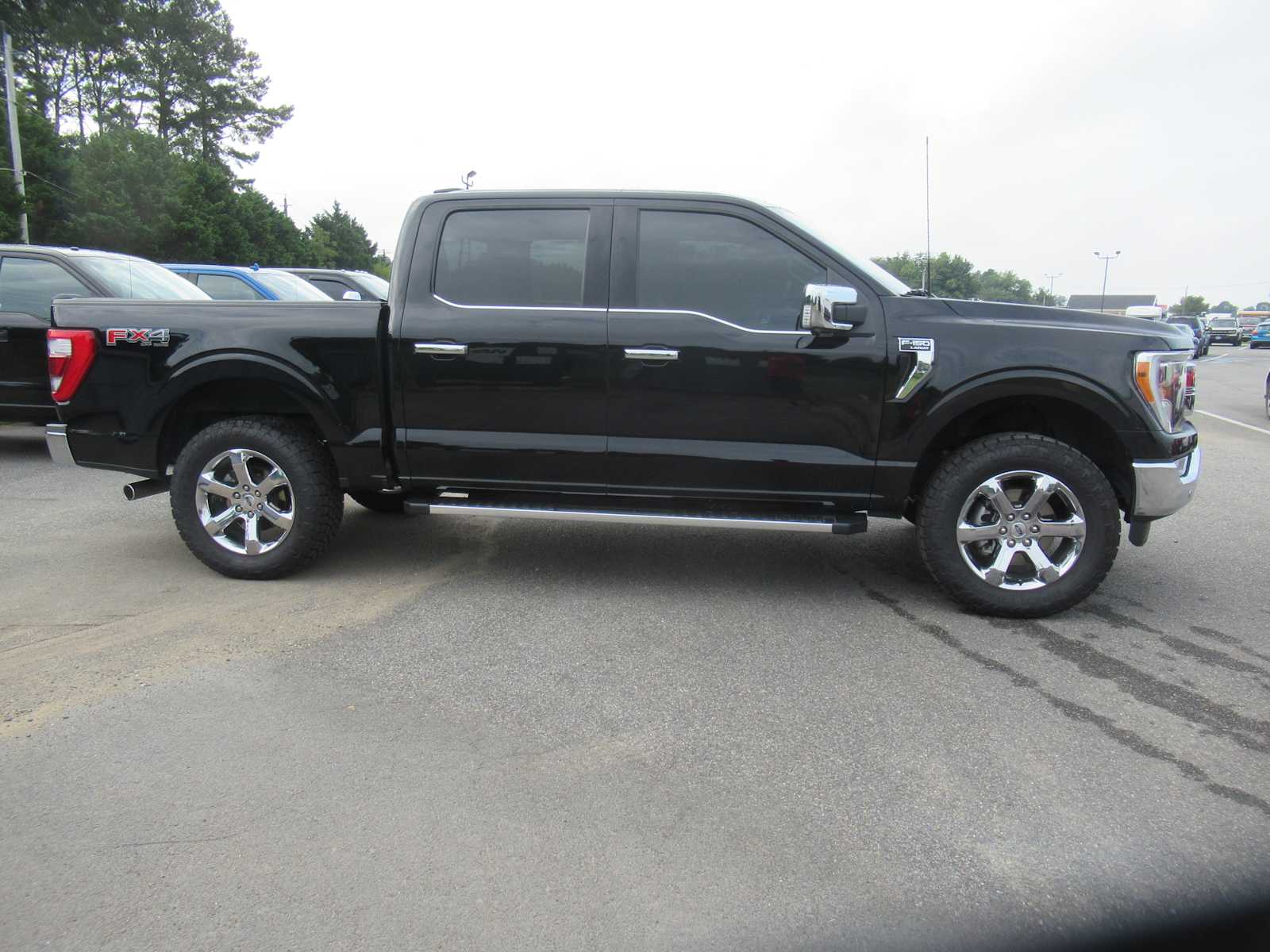 Used 2023 Ford F-150 Lariat 4WD Supercrew 5.5 Box Truck SuperCrew Cab