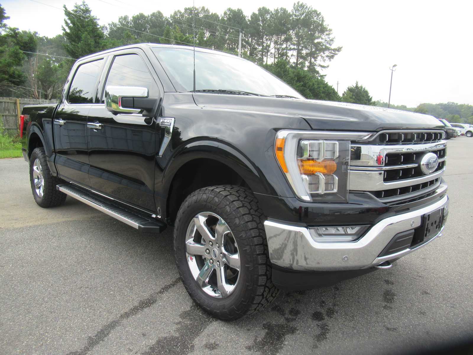 Used 2023 Ford F-150 Lariat 4WD Supercrew 5.5 Box Truck SuperCrew Cab