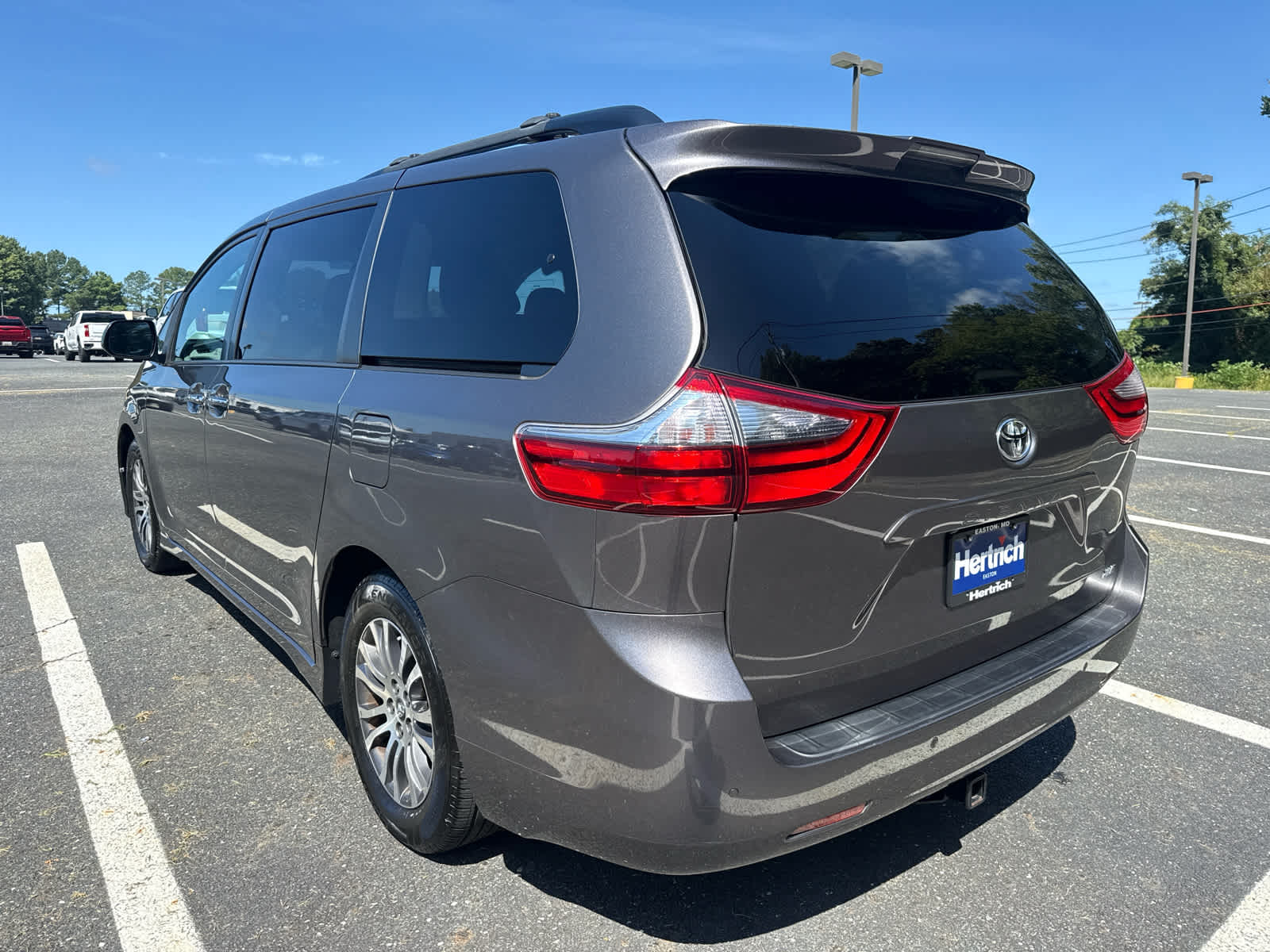 Used 2020 Toyota Sienna XLE Auto Access Seat