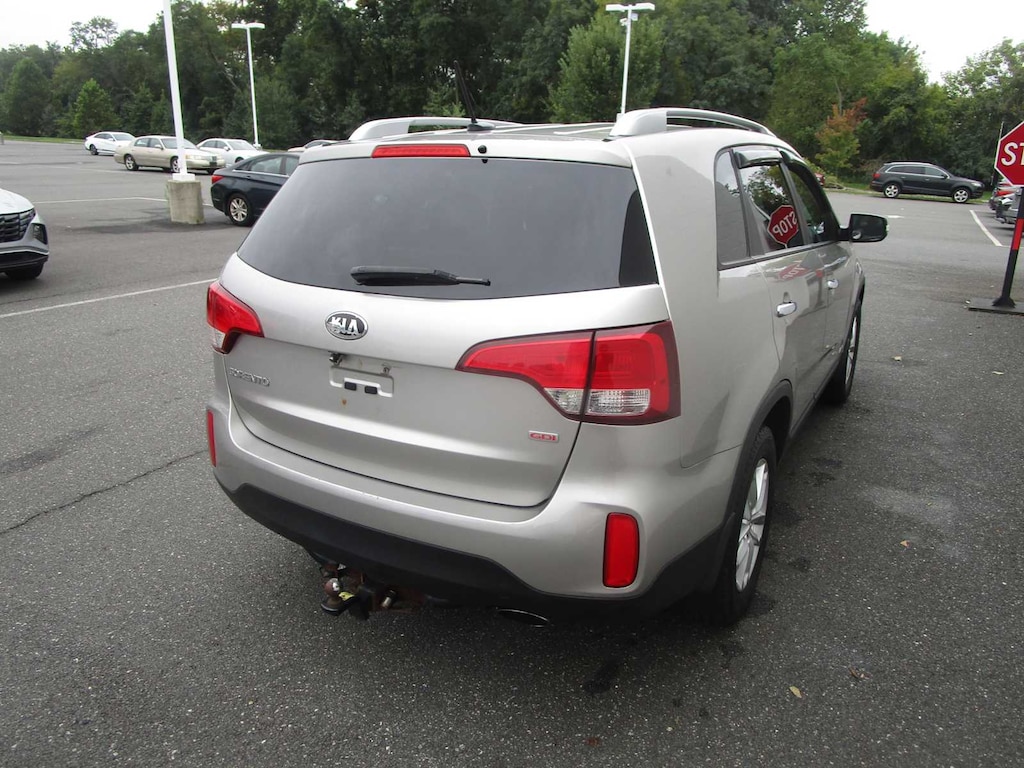 Used 2014 Kia Sorento LX AWD V6