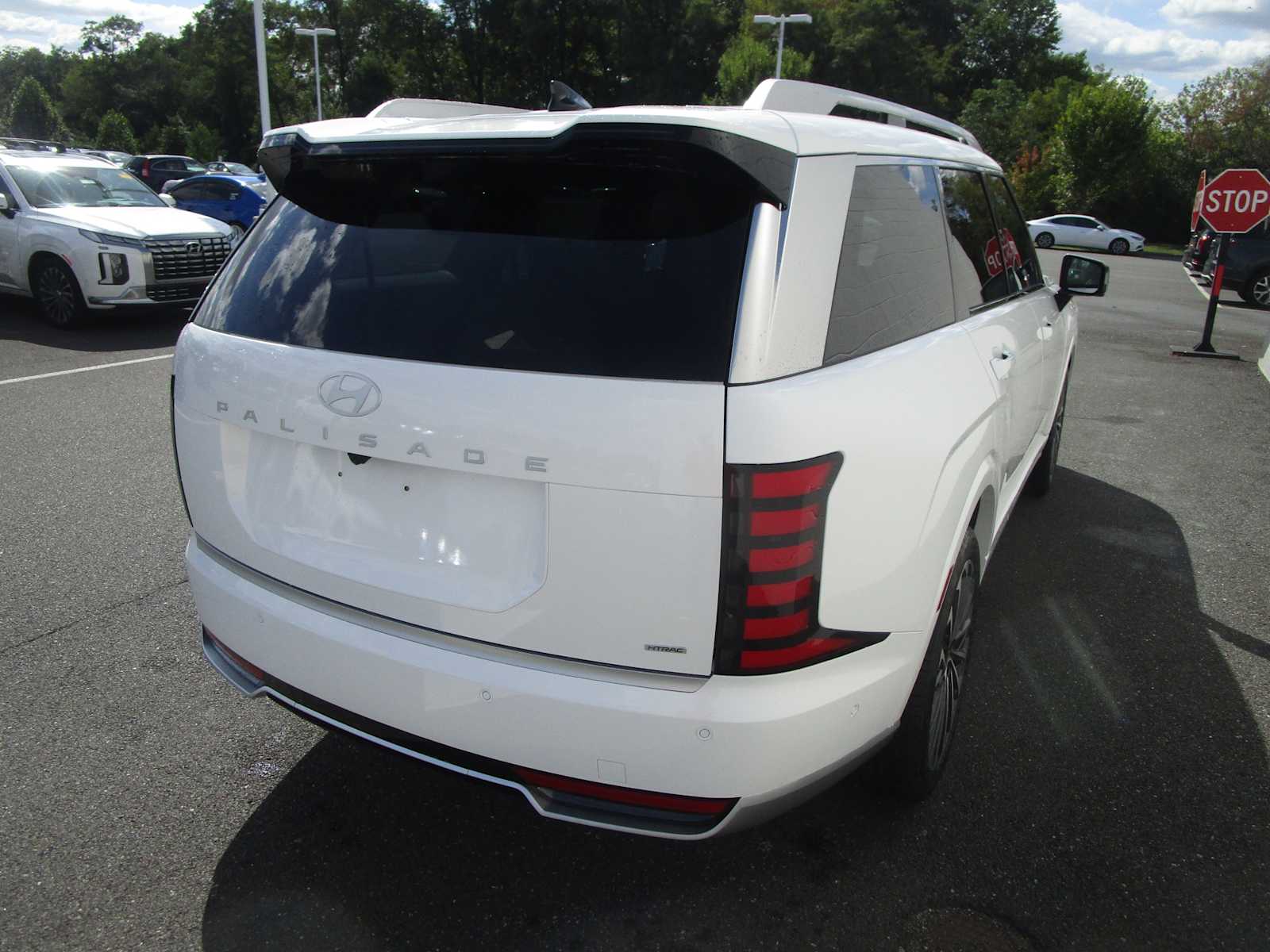 2026 Hyundai Palisade Calligraphy - Photo 4