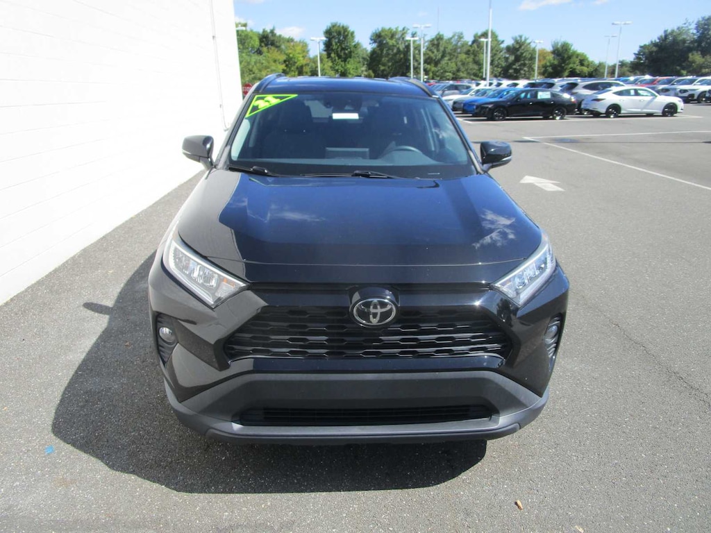 Used 2021 Toyota RAV4 XLE SUV