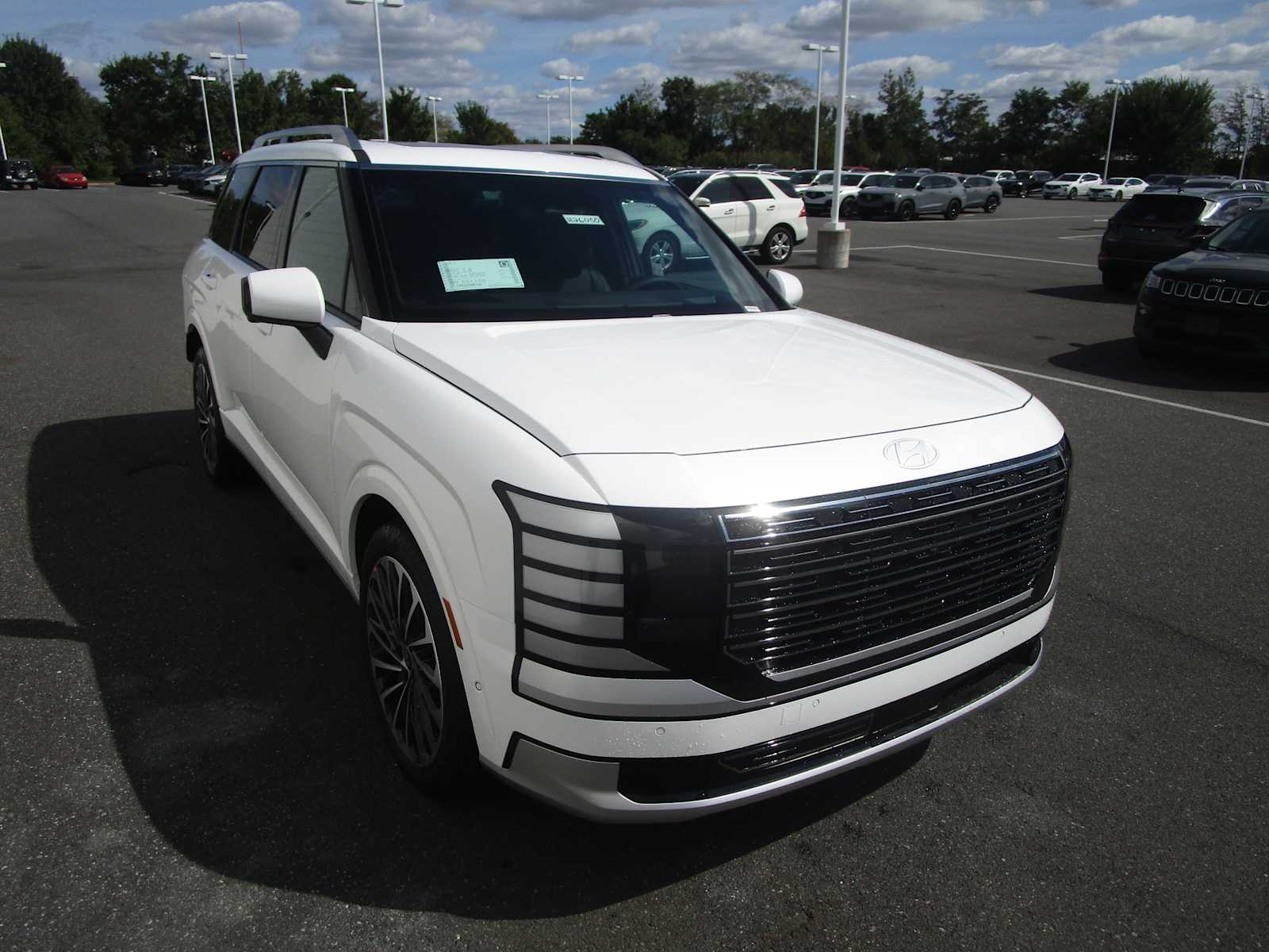 2026 Hyundai Palisade Calligraphy - Photo 3