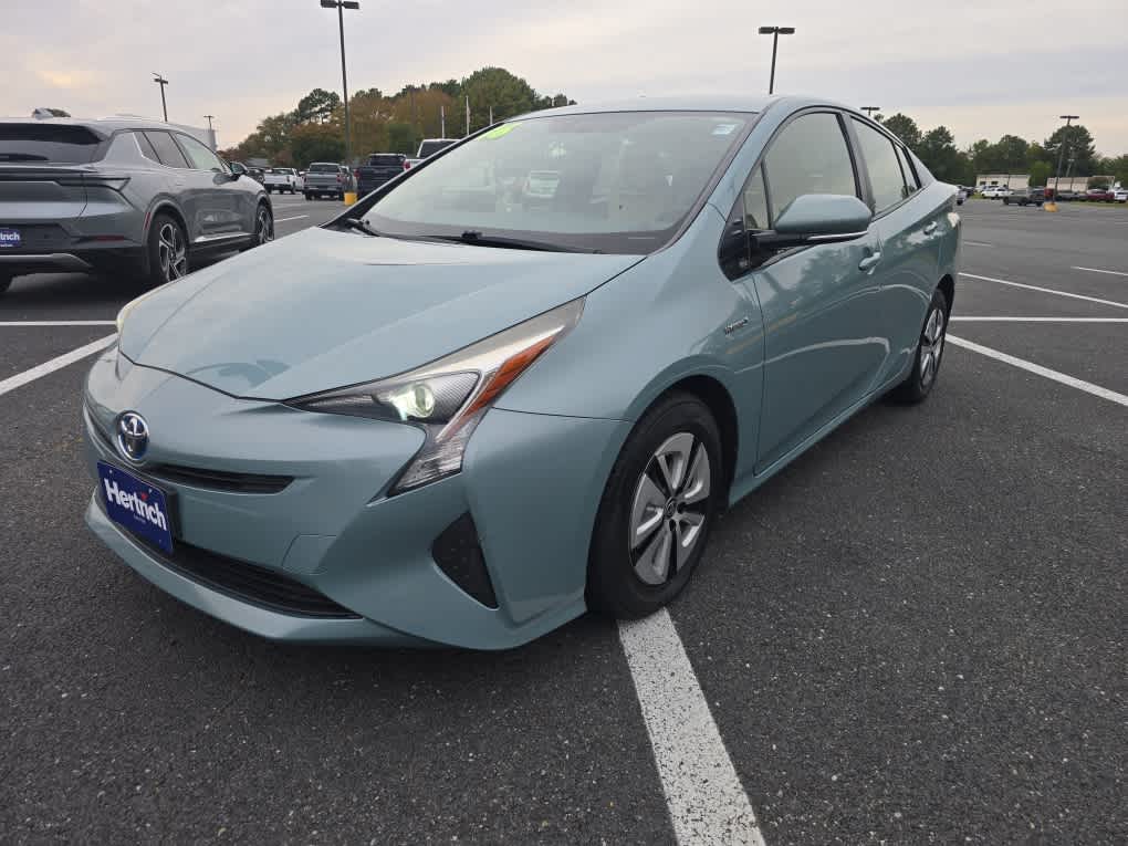 2016 Toyota Prius Three