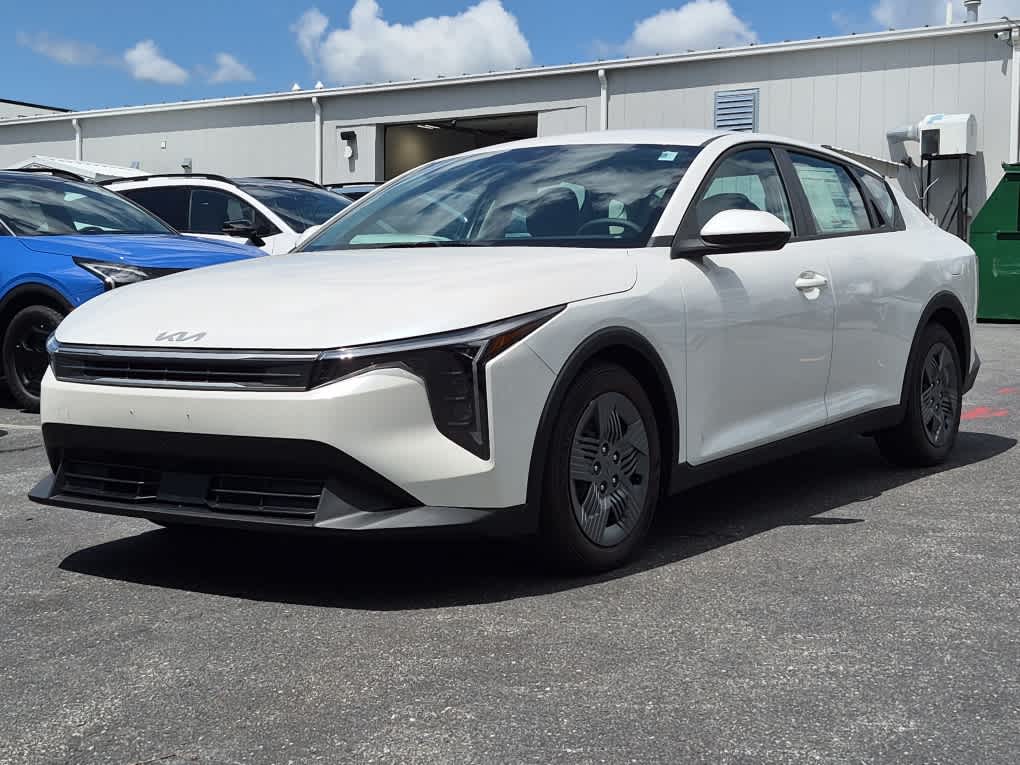 2026 Kia K4 LX