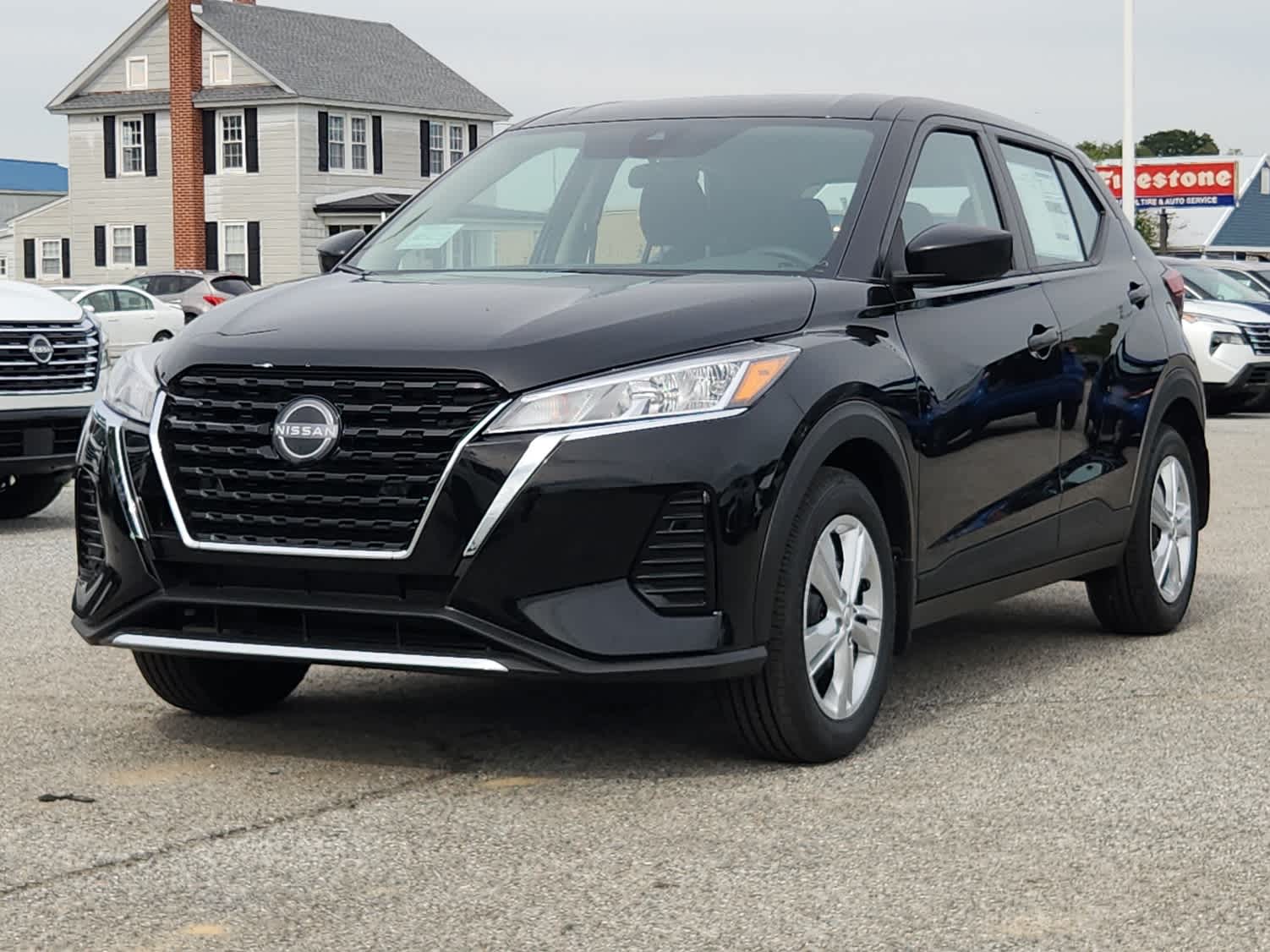 Certified 2025 Nissan Kicks Play S FWD