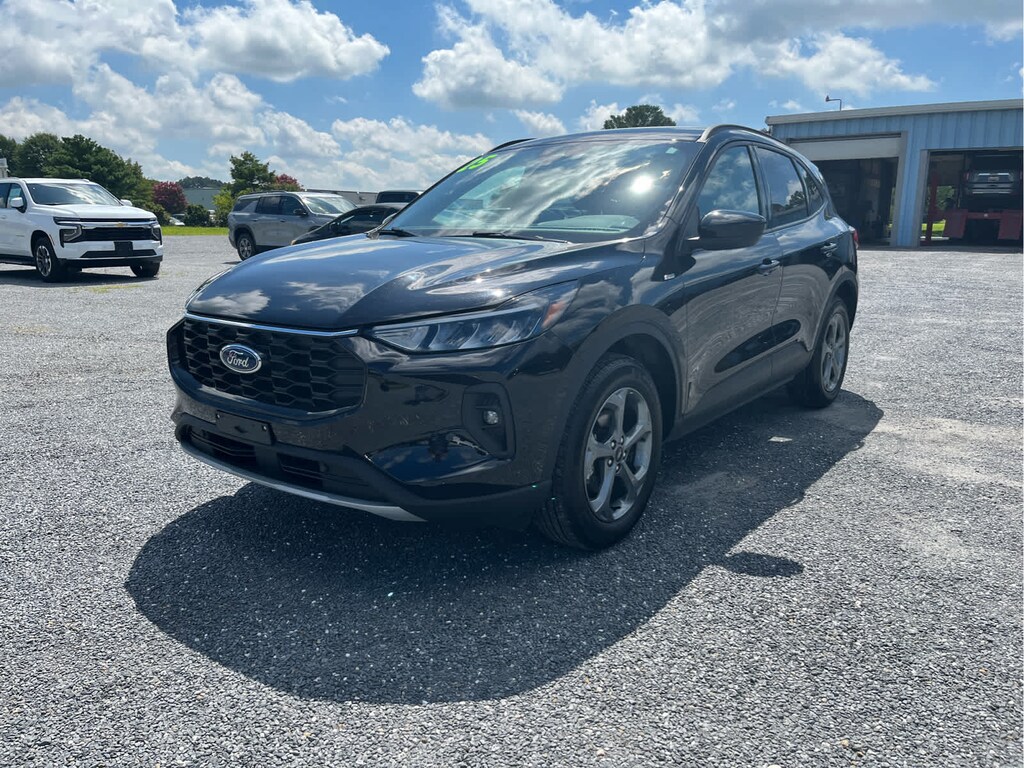 Used 2025 Ford Escape ST-Line Select SUV
