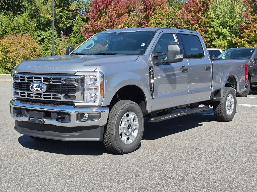 2027 Ford F-250 Super Duty XLT