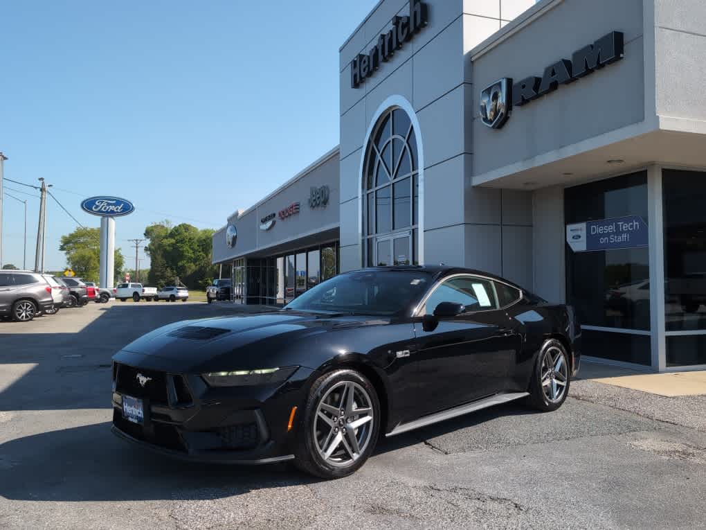 2026 Ford Mustang GT Premium Fastback CAR