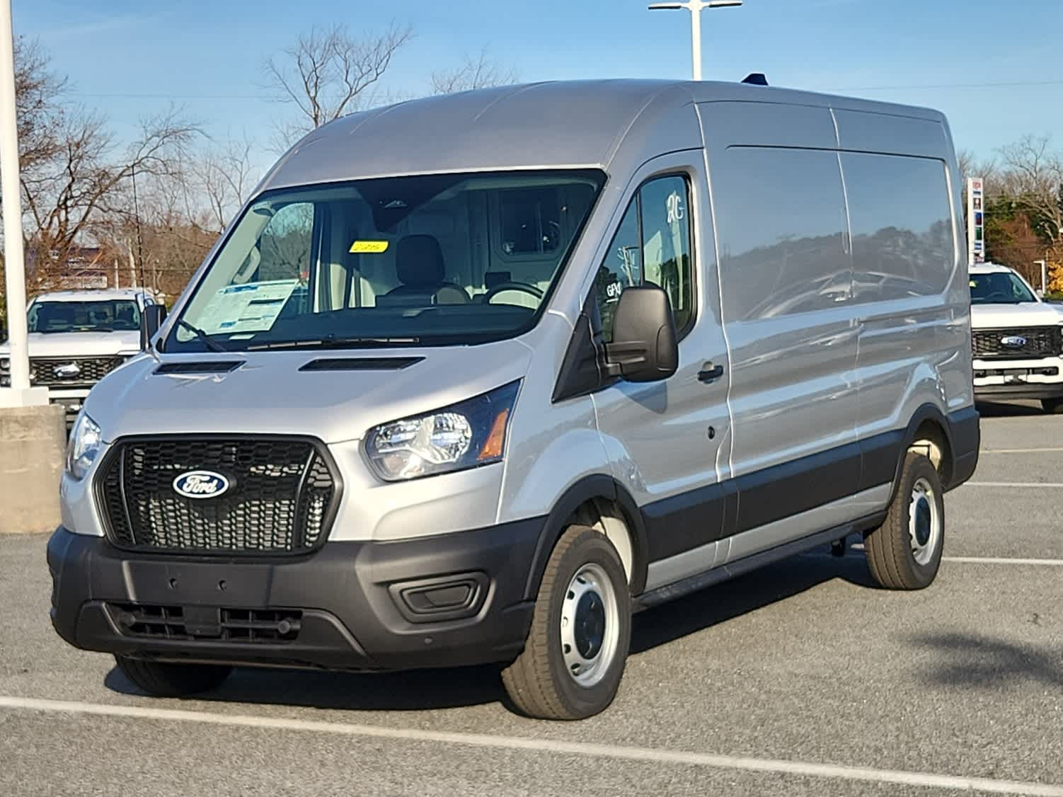 2026 Ford Transit Cargo Van T-250 148 Med Rf 9150 GVWR RWD