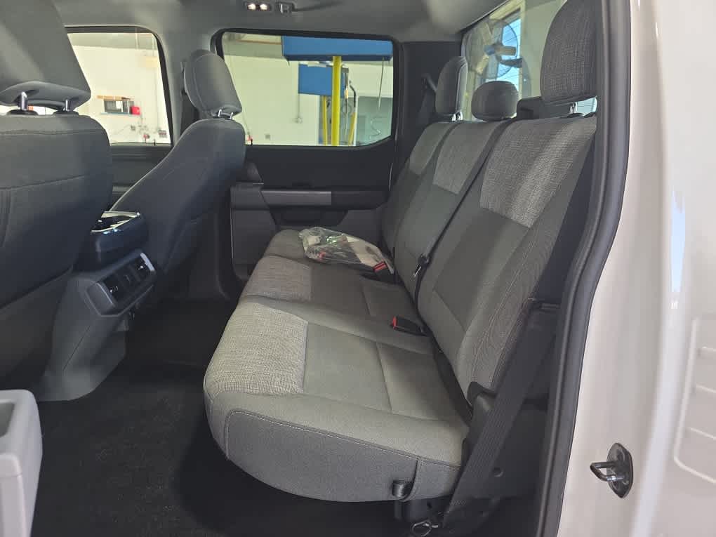 Used 2021 Ford F-150 XLT 4WD Supercrew 5.5 Box Truck SuperCrew Cab