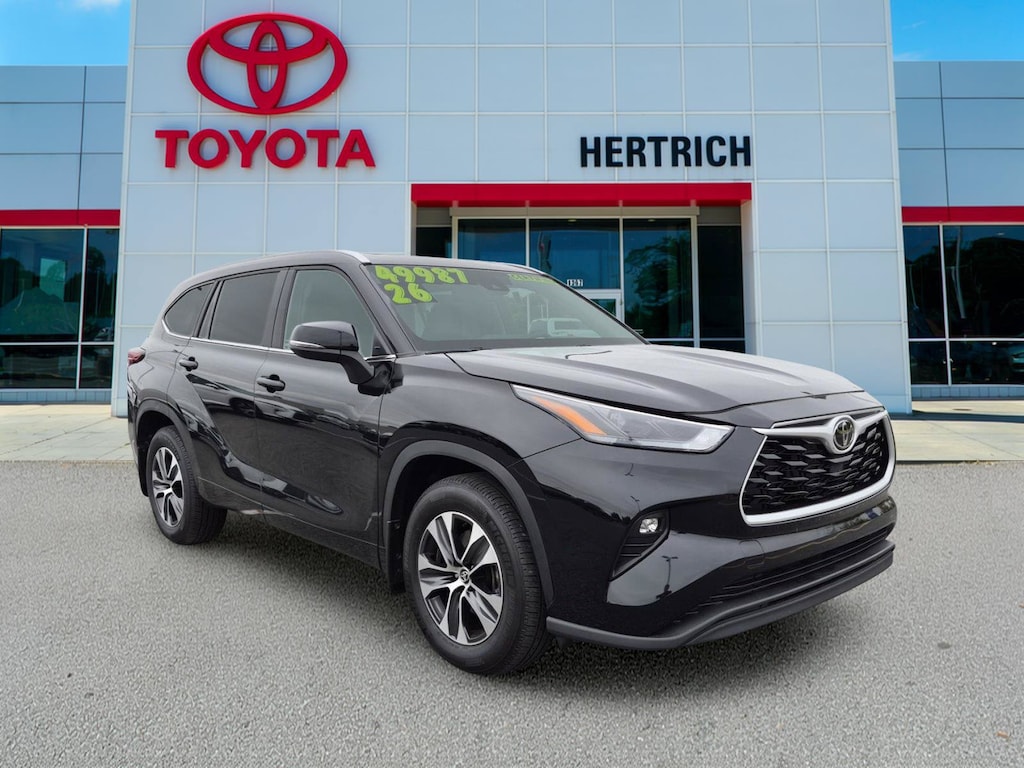 Certified 2026 Toyota Highlander XLE Sport Utility
