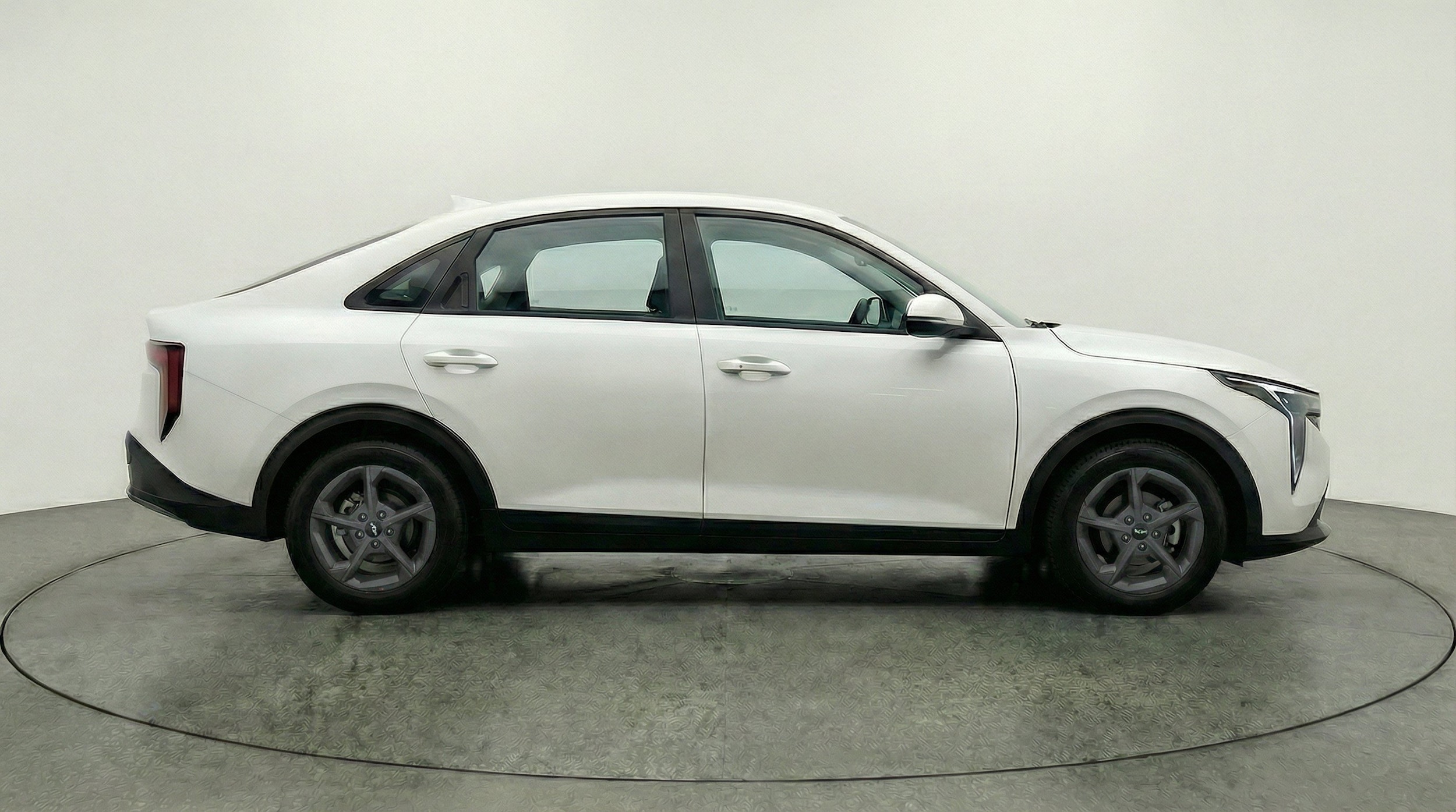 Thumbnail: 2025 Kia K4 - 10