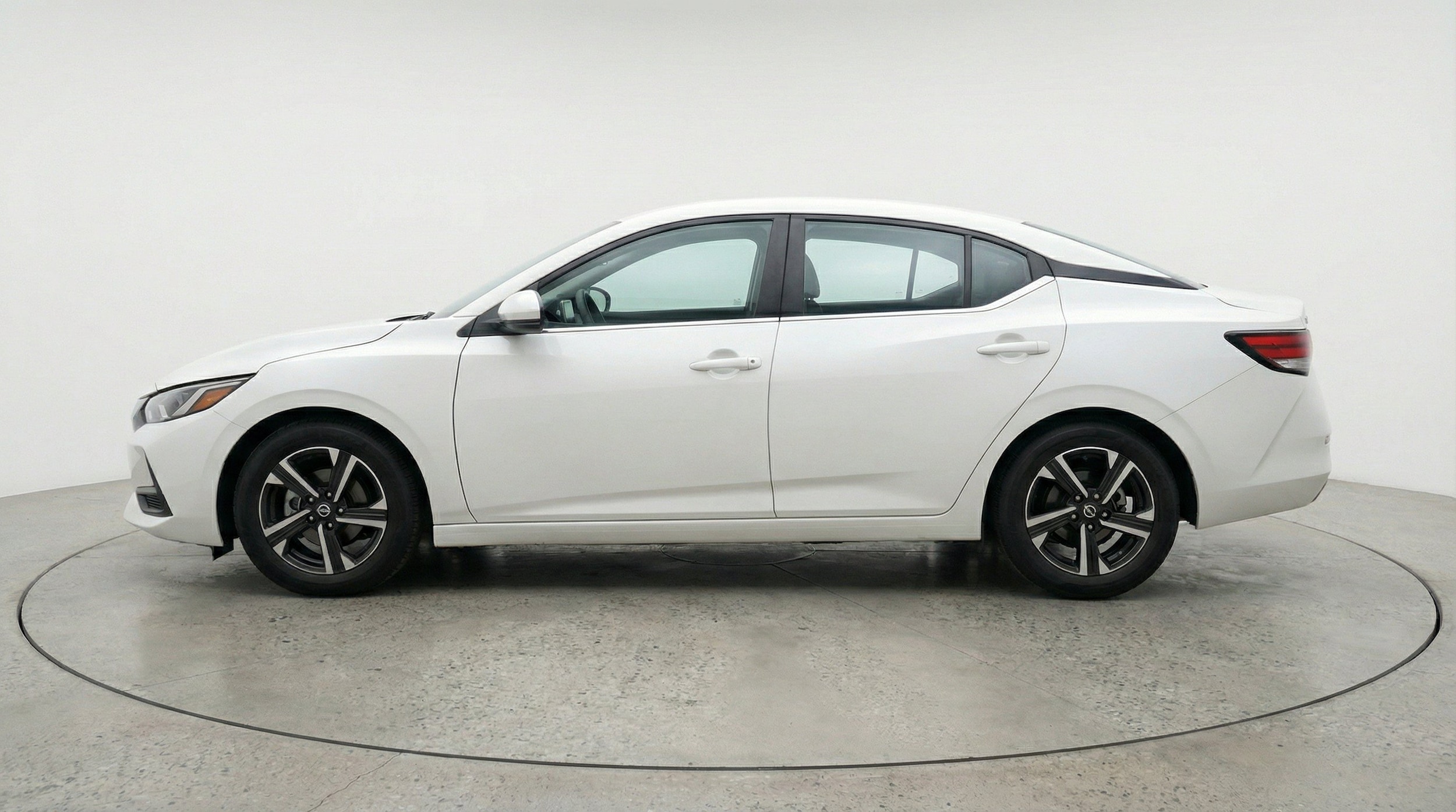 Thumbnail: 2025 Nissan Sentra - 5