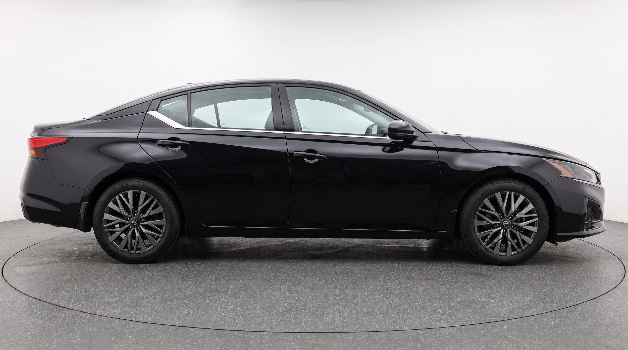 Thumbnail: 2026 Nissan Altima - 10