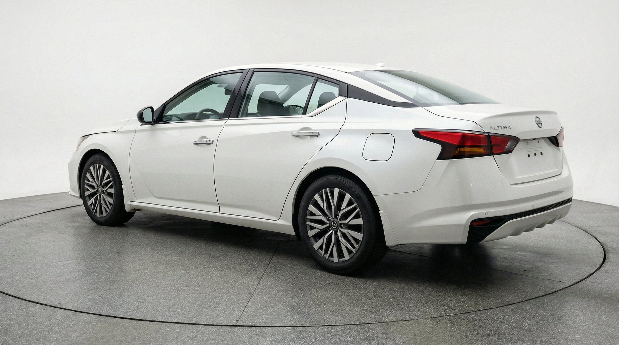 Thumbnail: 2025 Nissan Altima - 6