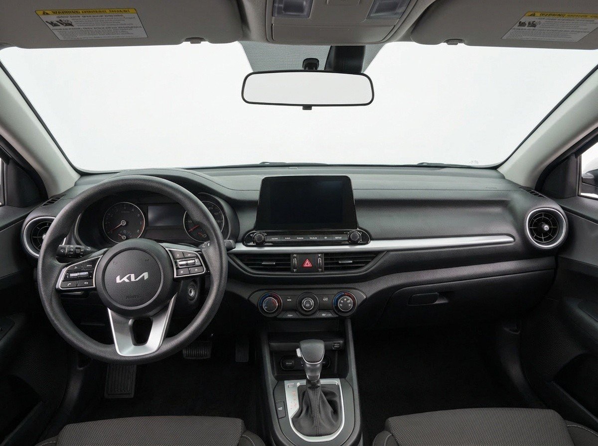 Thumbnail: 2024 Kia Forte - 11