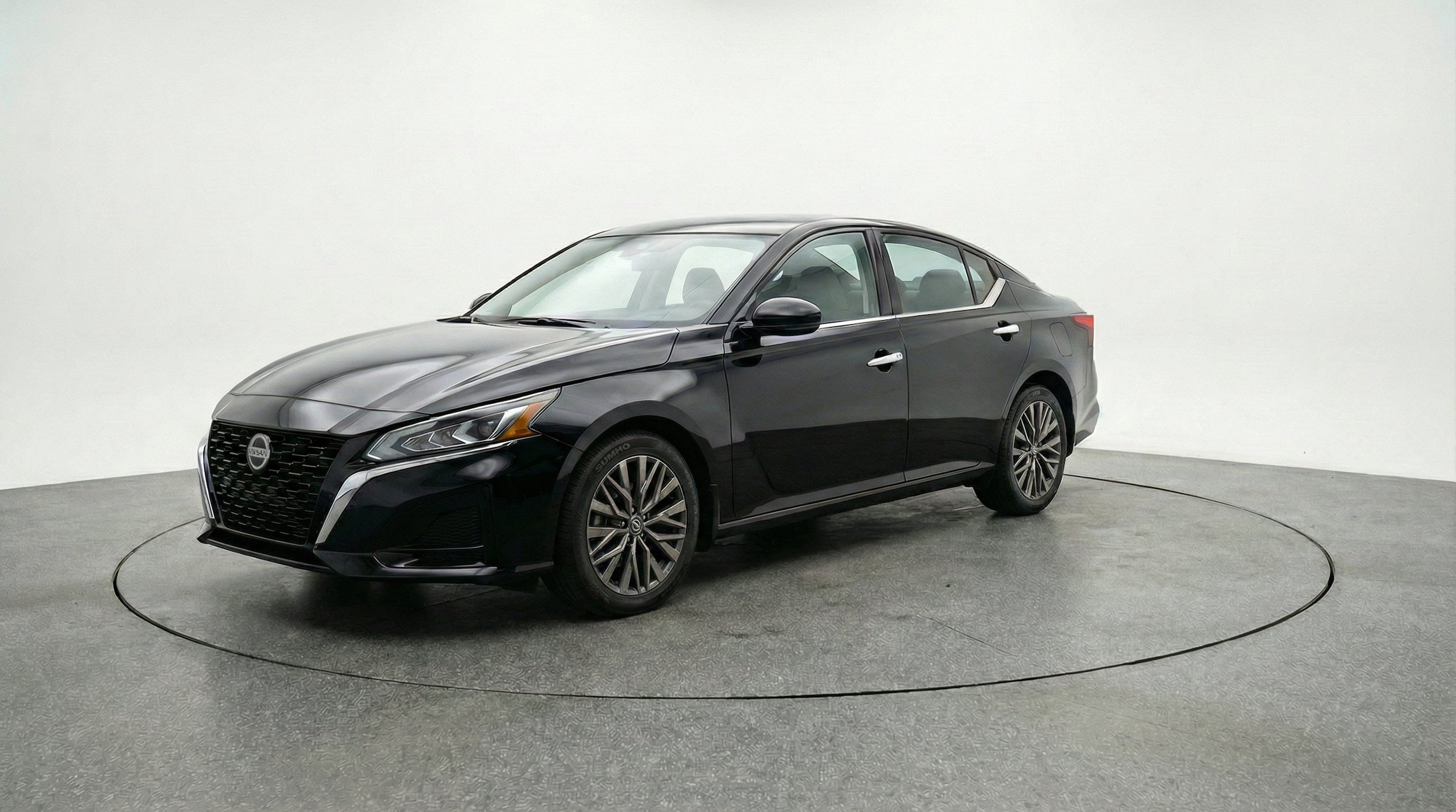 Thumbnail: 2025 Nissan Altima - 3
