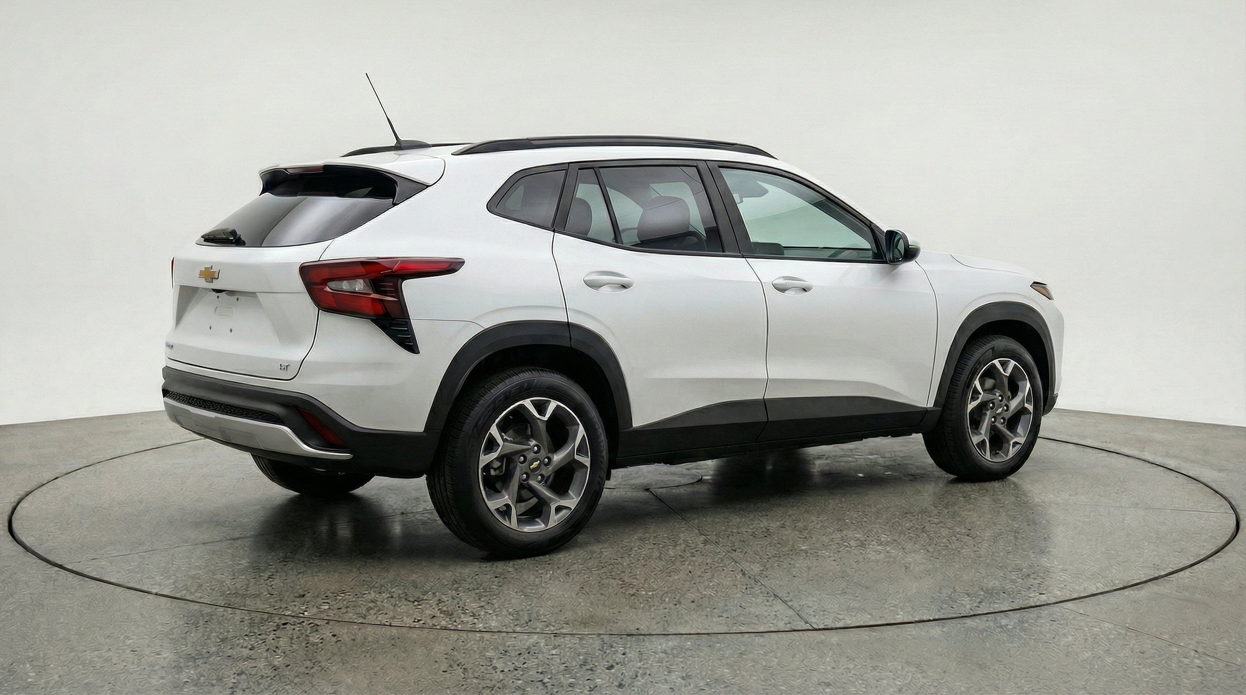Thumbnail: 2025 Chevrolet Trax - 9