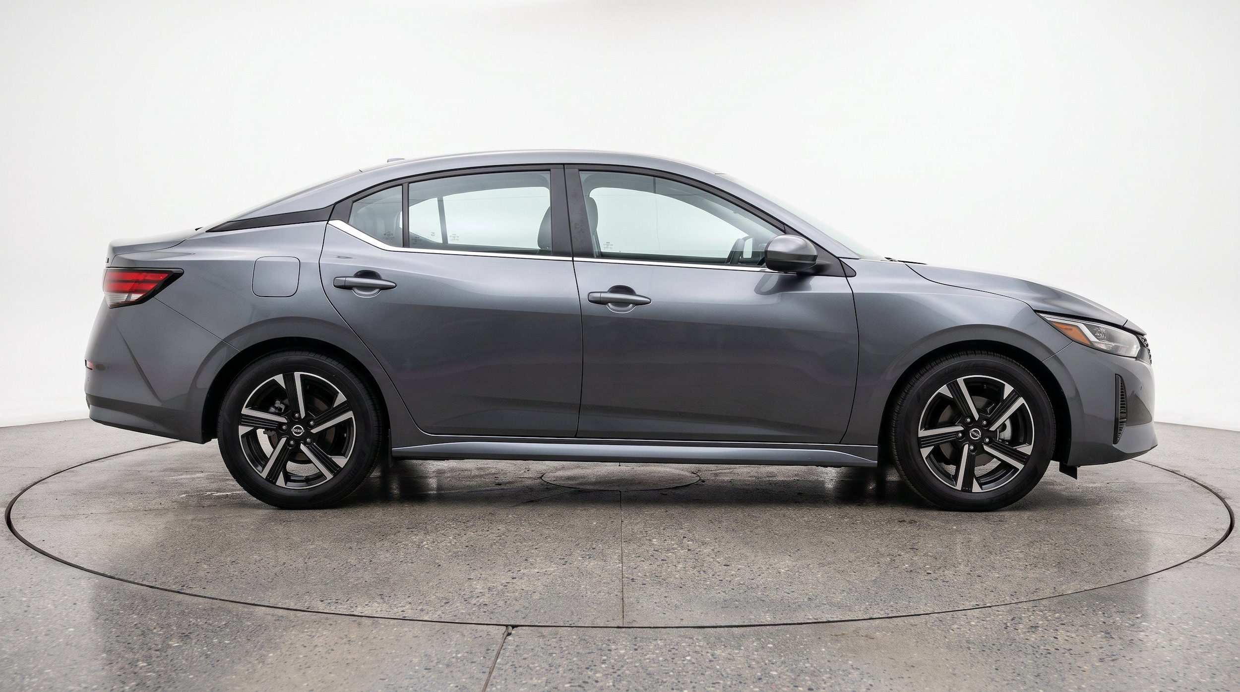 Thumbnail: 2025 Nissan Sentra - 10