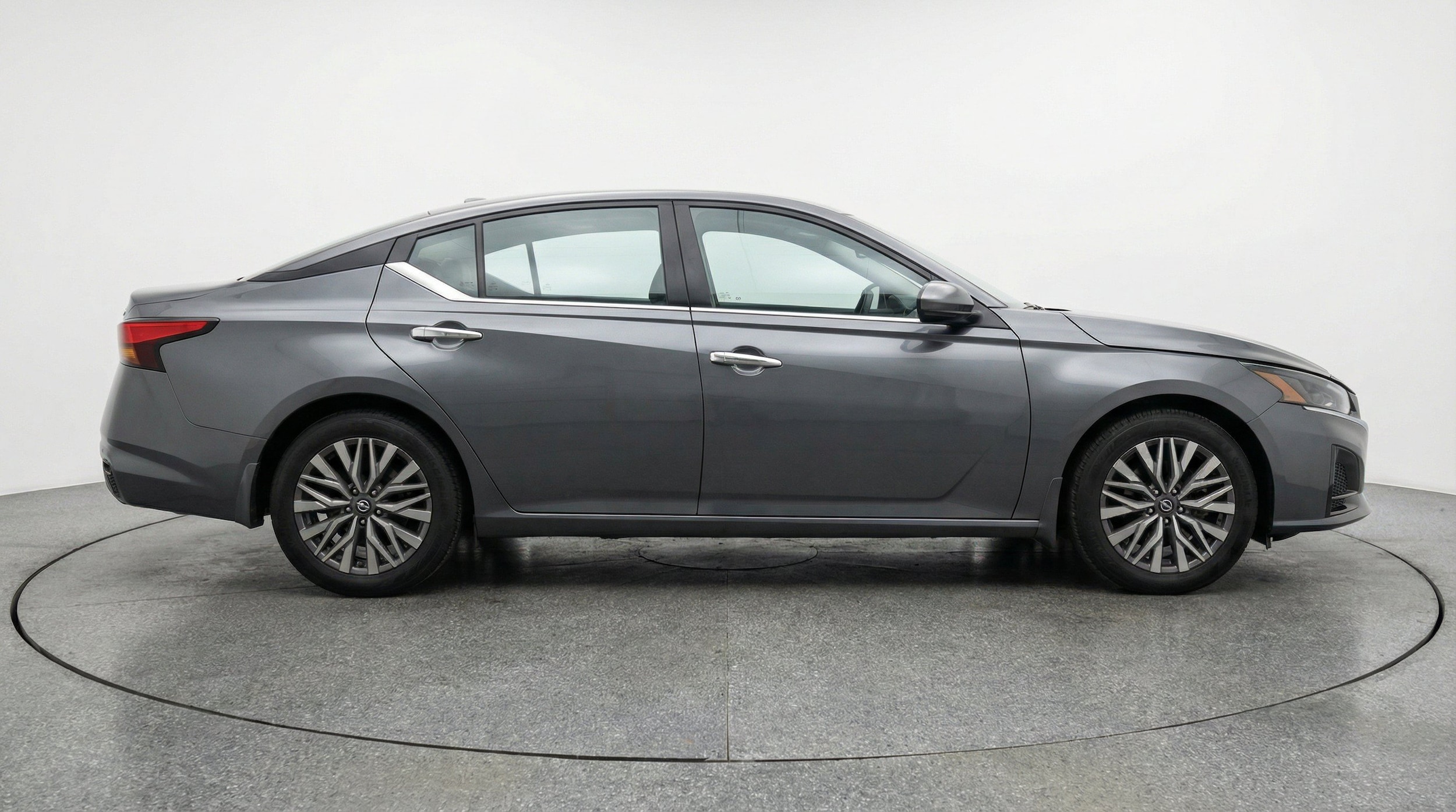 Thumbnail: 2025 Nissan Altima - 10