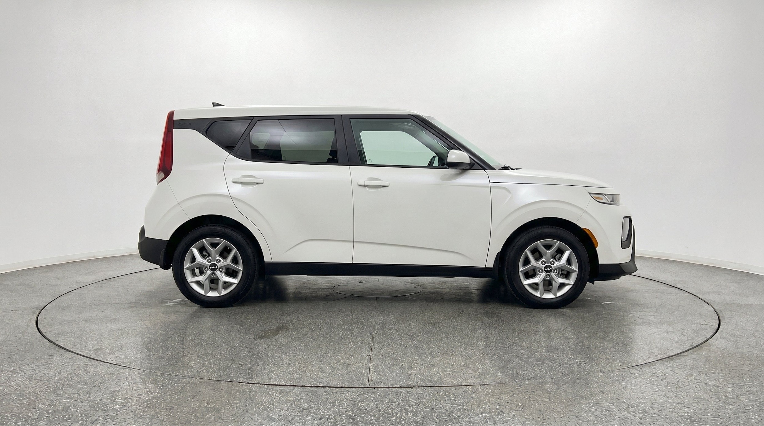Thumbnail: 2025 Kia Soul - 10