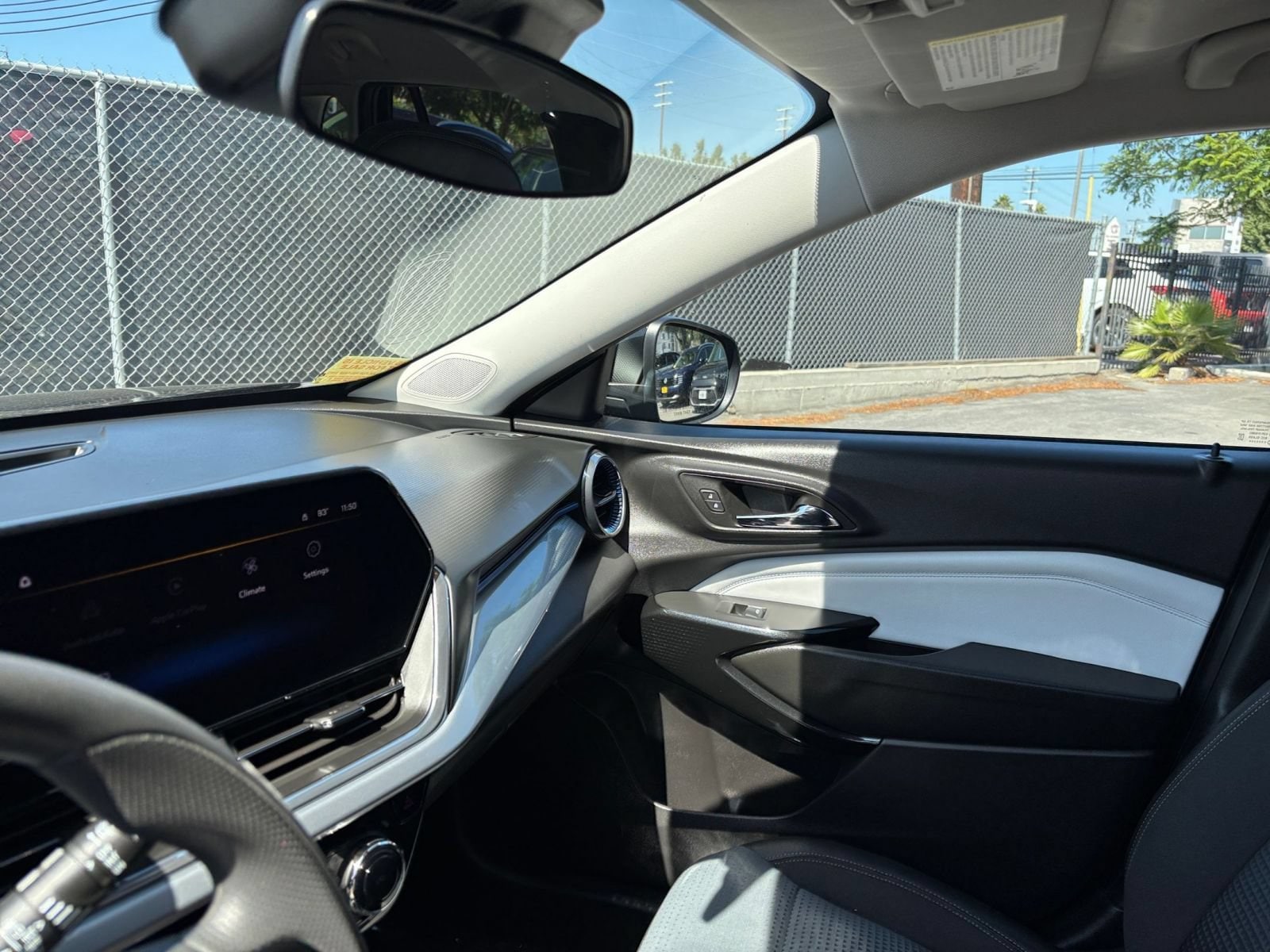 Thumbnail: 2025 Chevrolet Trax - 35