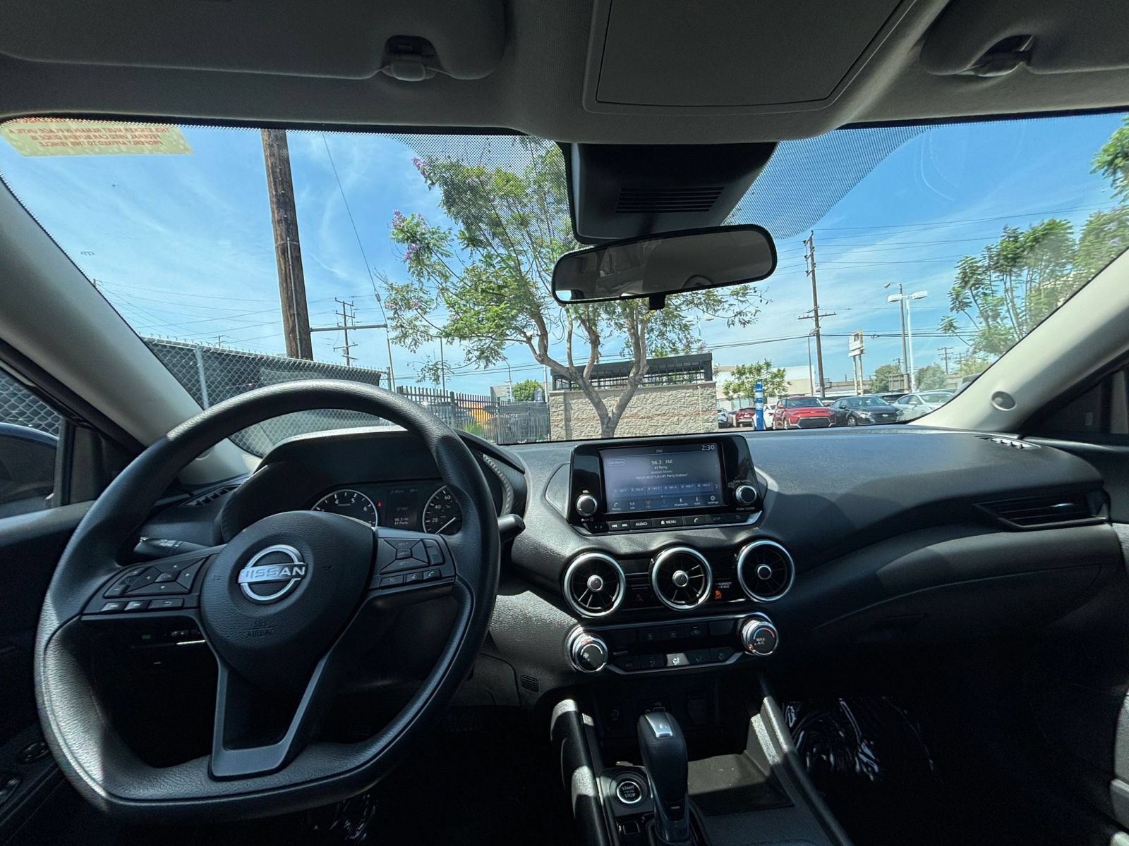 Thumbnail: 2025 Nissan Sentra - 32