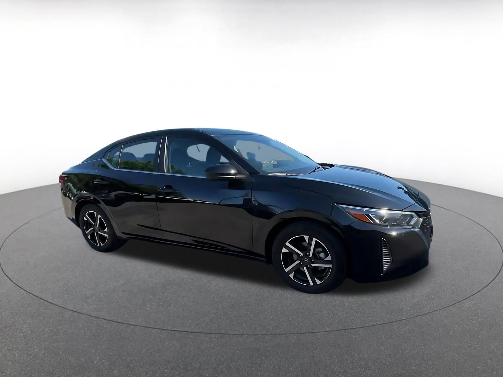 Thumbnail: 2025 Nissan Sentra - 2