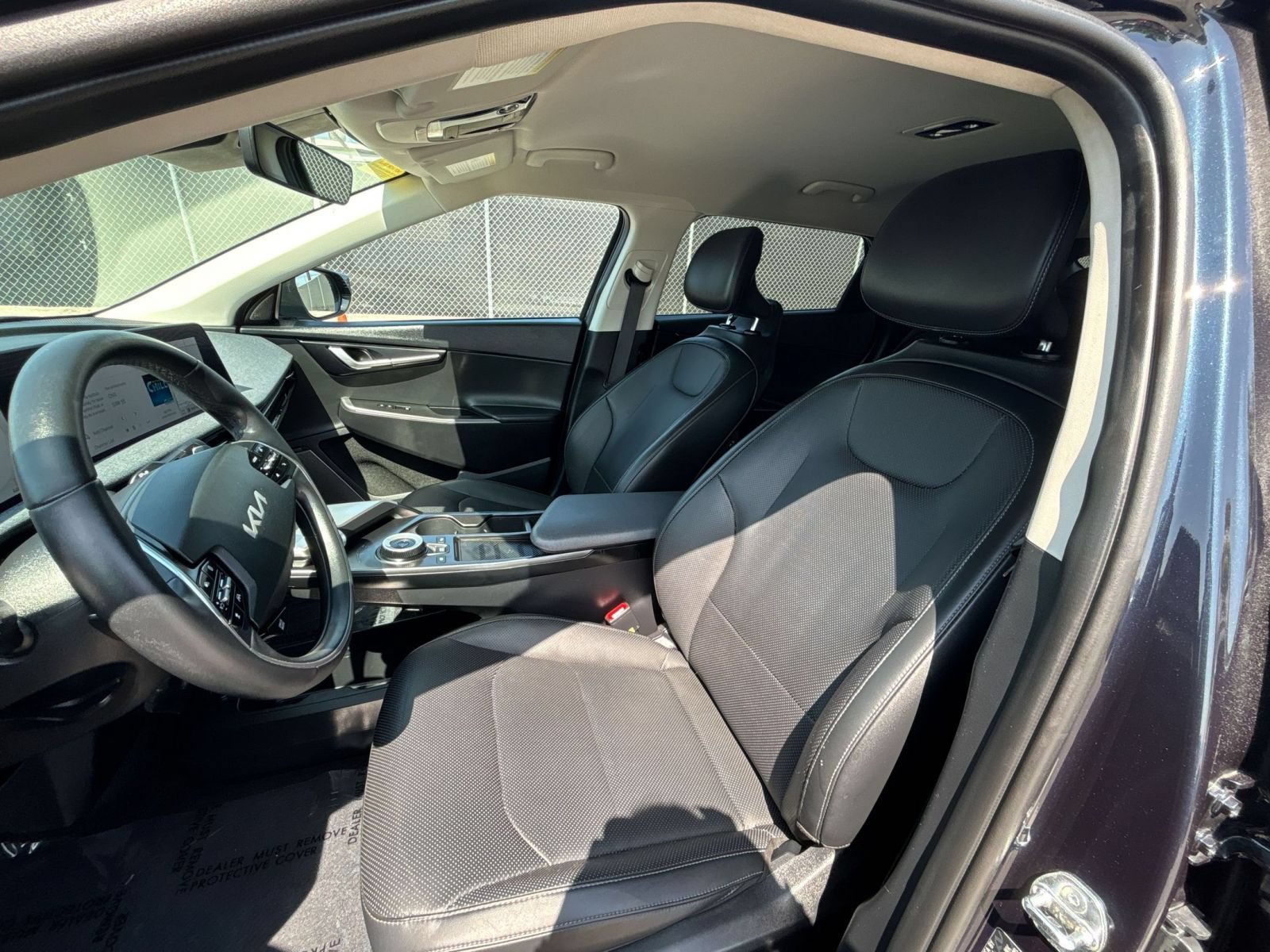 Thumbnail: 2023 Kia EV6 - 29