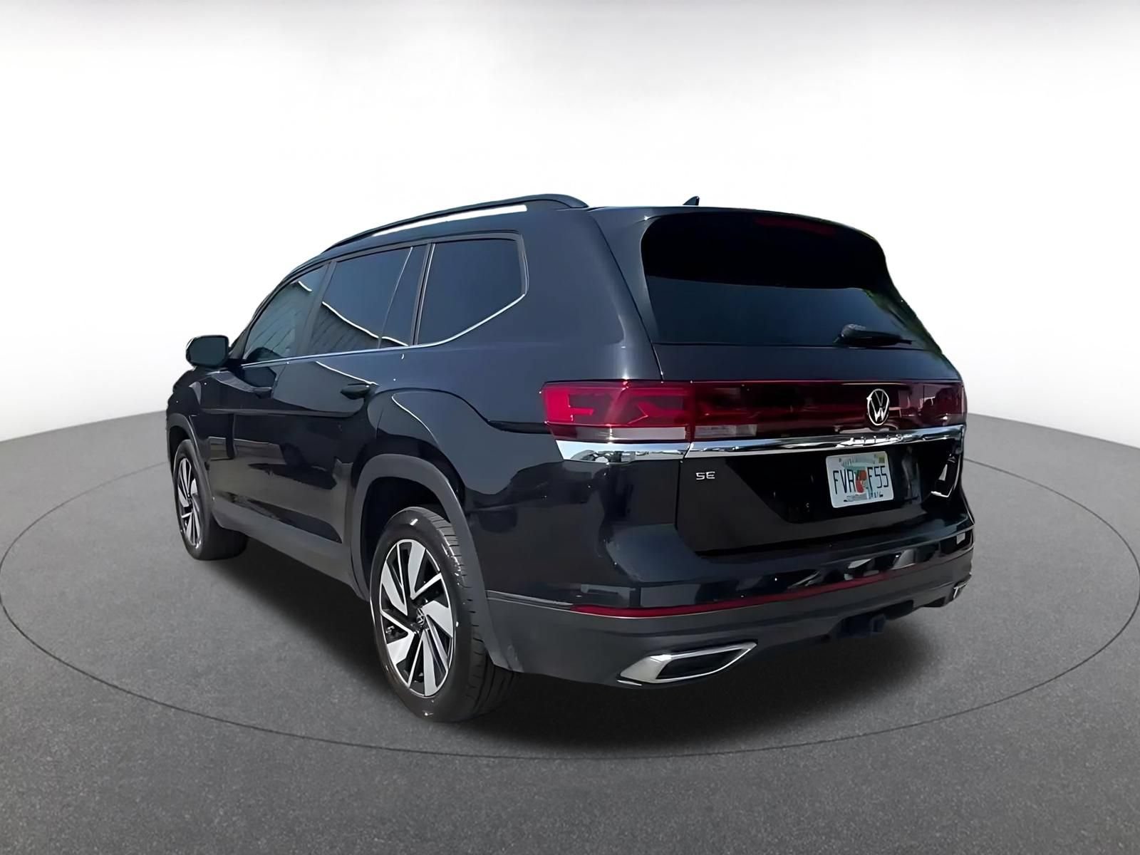 Thumbnail: 2024 Volkswagen Atlas - 10
