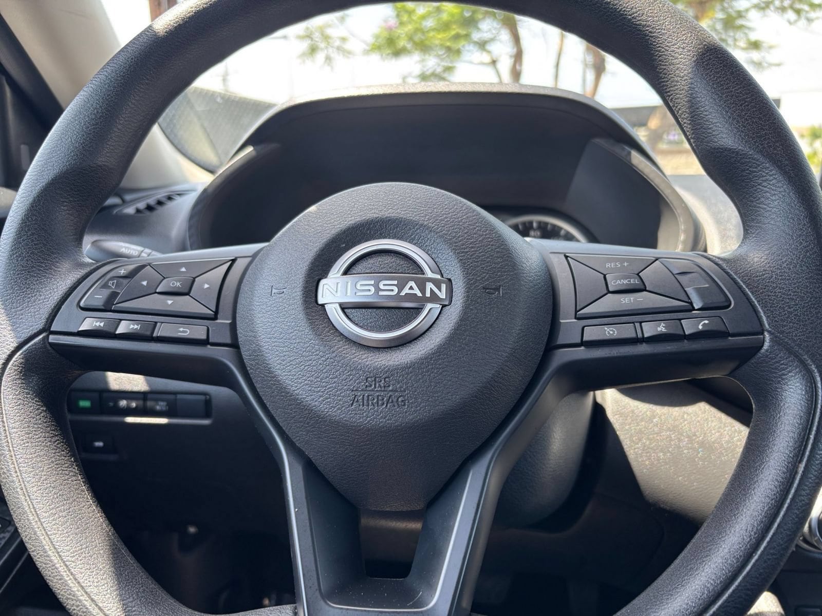 Thumbnail: 2025 Nissan Sentra - 27